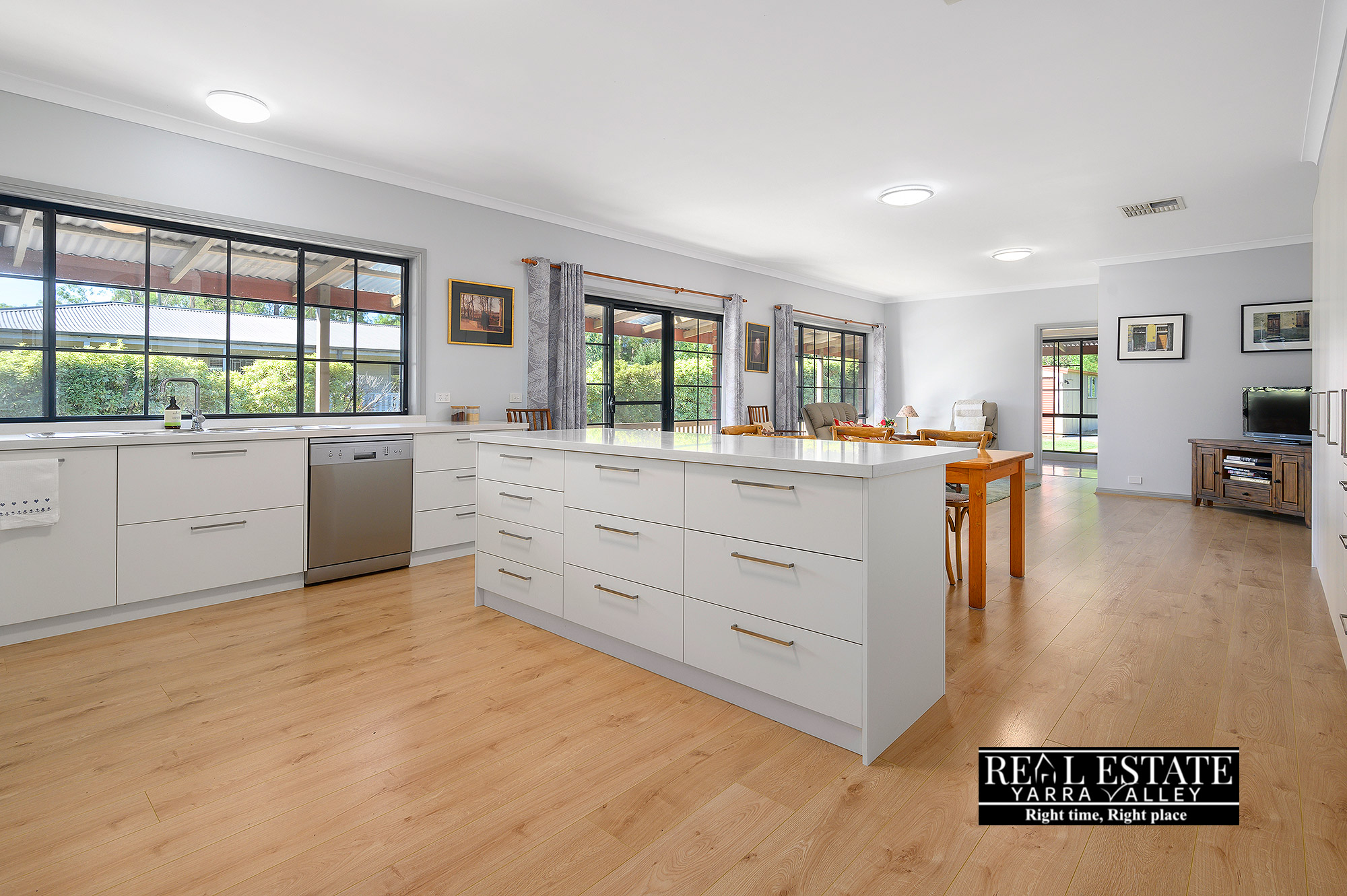 27 Don Road, HEALESVILLE, VIC 3777 AUS