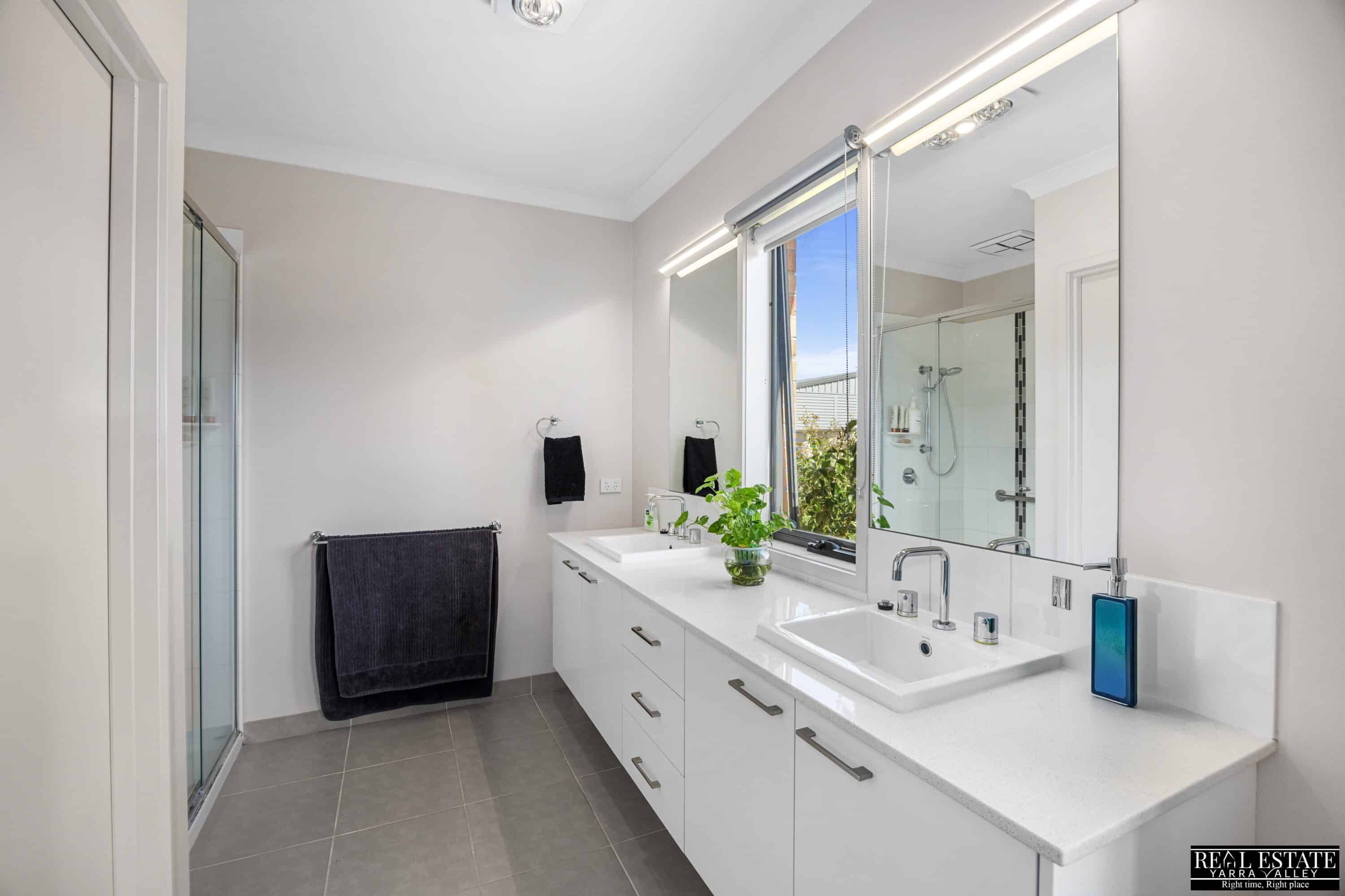 13 Mulqueeny Lane, YEA, VIC 3717 AUS
