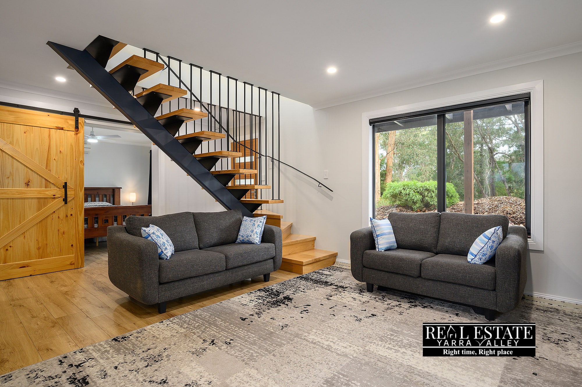 24 Hillcrest Grove, HEALESVILLE, VIC 3777 AUS