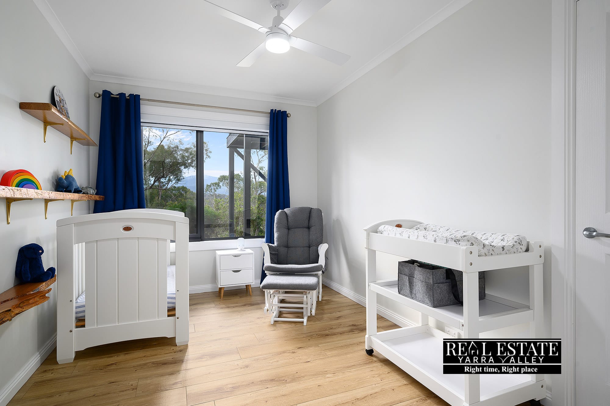 24 Hillcrest Grove, HEALESVILLE, VIC 3777 AUS