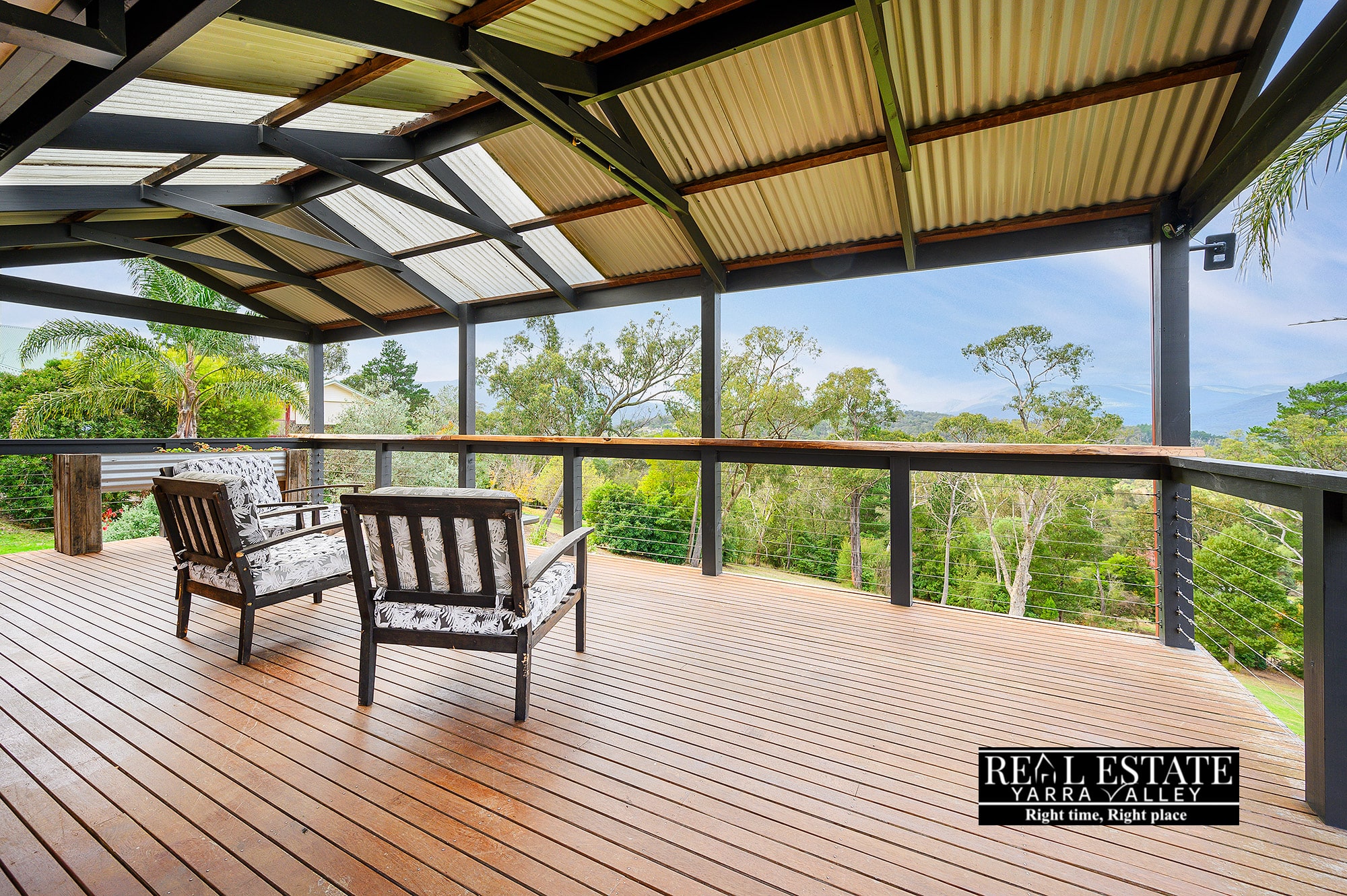 24 Hillcrest Grove, HEALESVILLE, VIC 3777 AUS