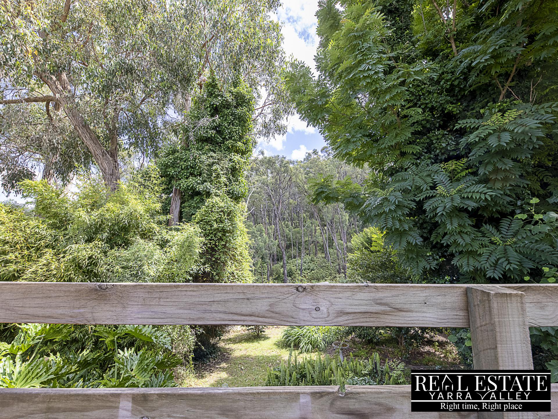11 Beverley DVE, HEALESVILLE, VIC 3777 AUS