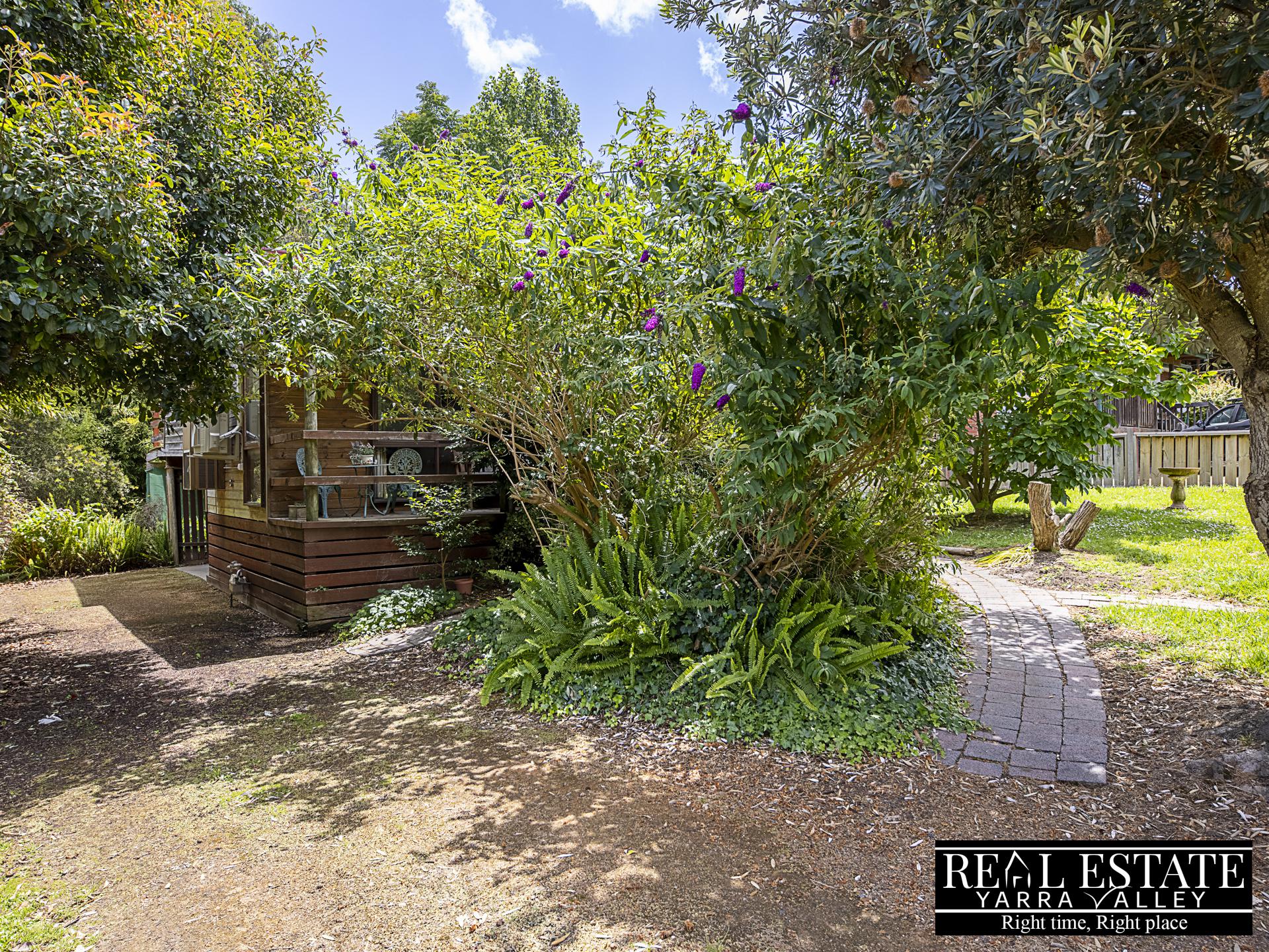 11 Beverley DVE, HEALESVILLE, VIC 3777 AUS
