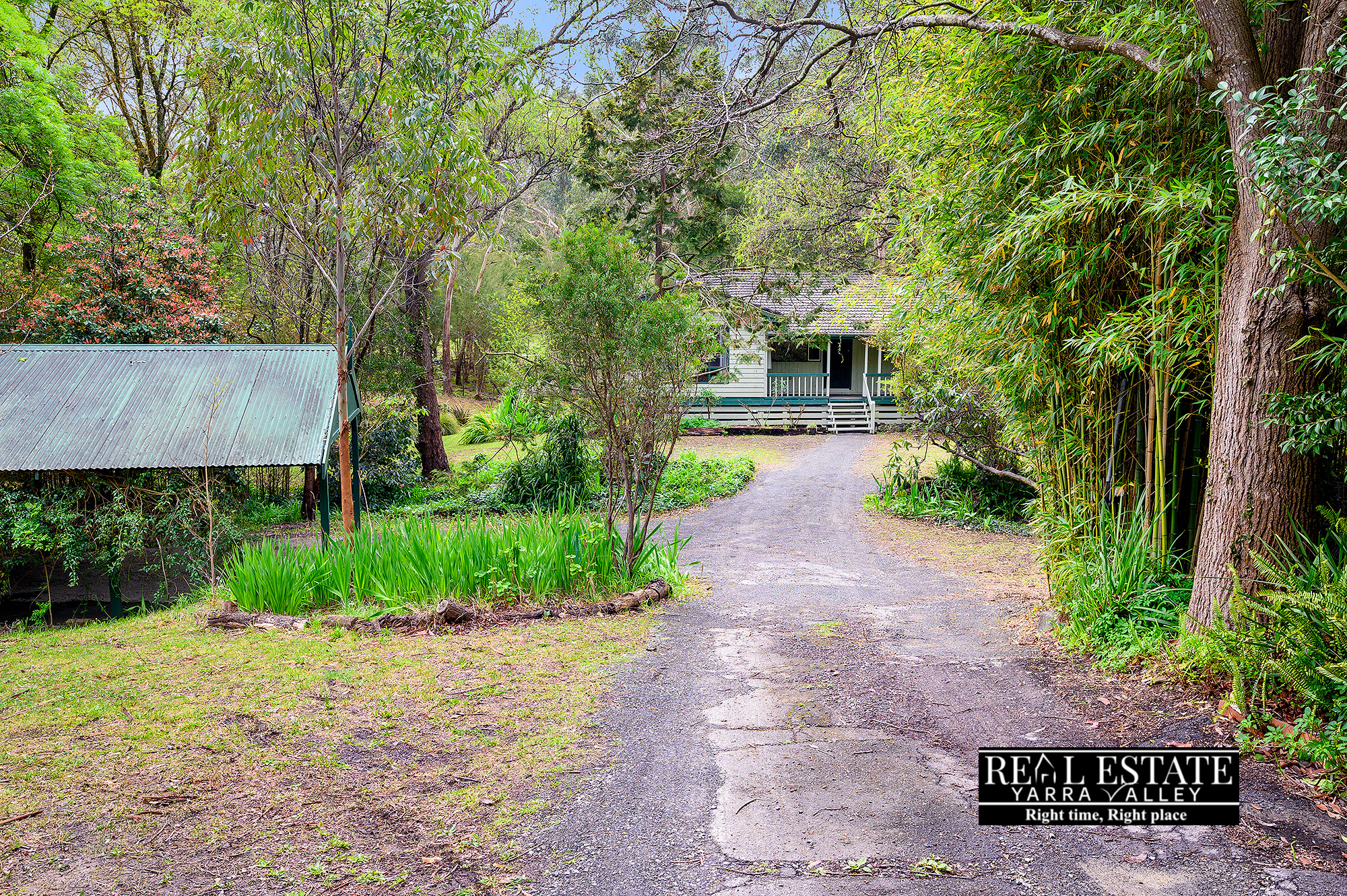 16 Chalet Road, BADGER CREEK, VIC 3777 AUS