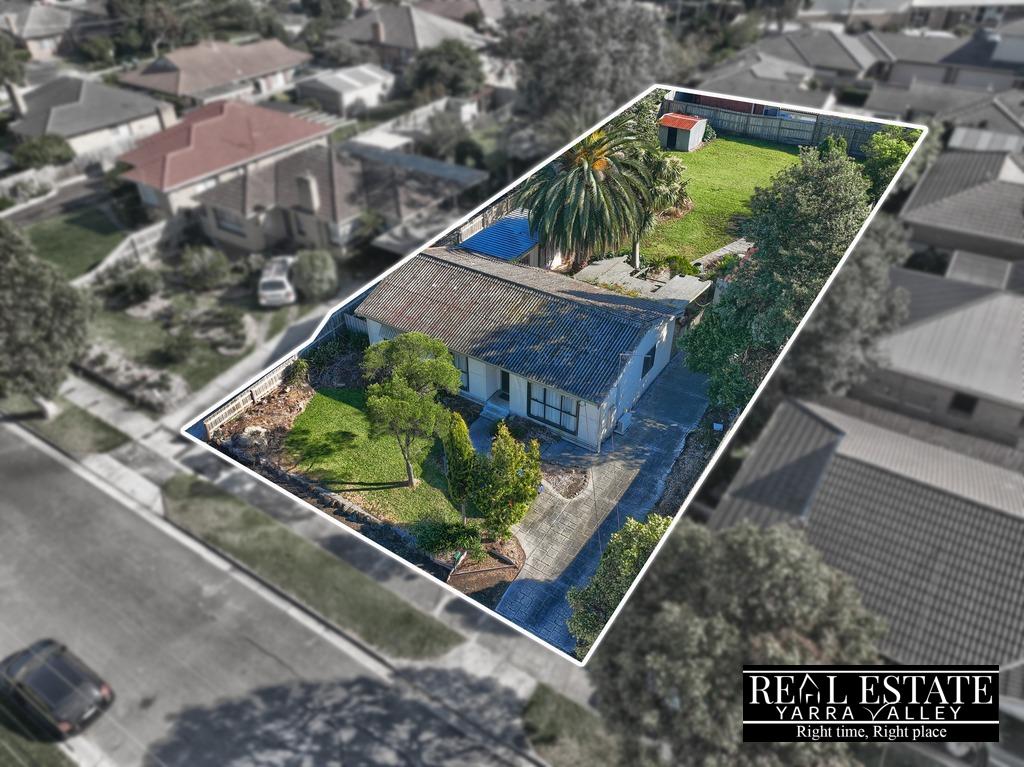 2 Pinnacle Avenue, FERNTREE GULLY, VIC 3156 AUS