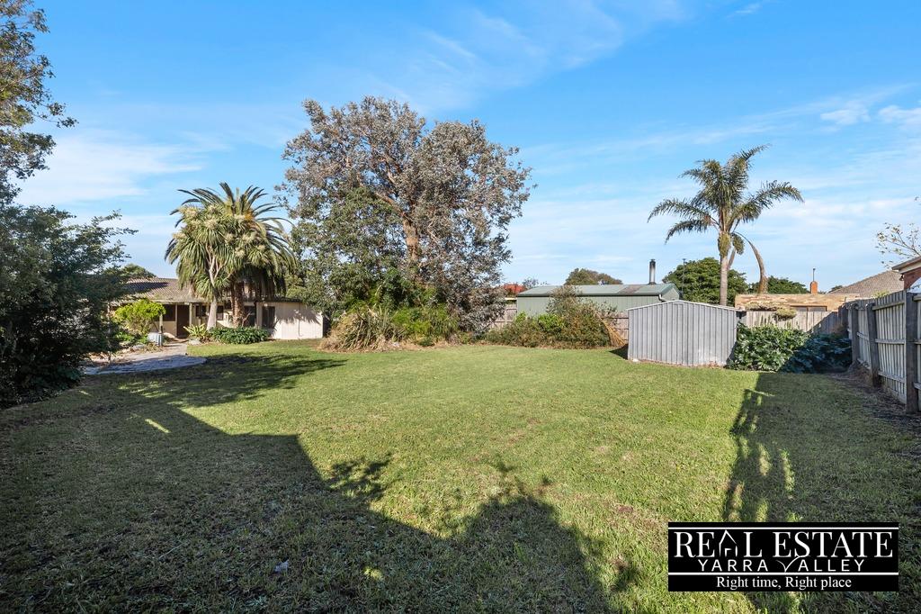 2 Pinnacle Avenue, FERNTREE GULLY, VIC 3156 AUS