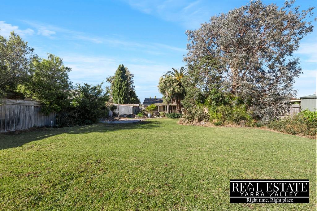 2 Pinnacle Avenue, FERNTREE GULLY, VIC 3156 AUS