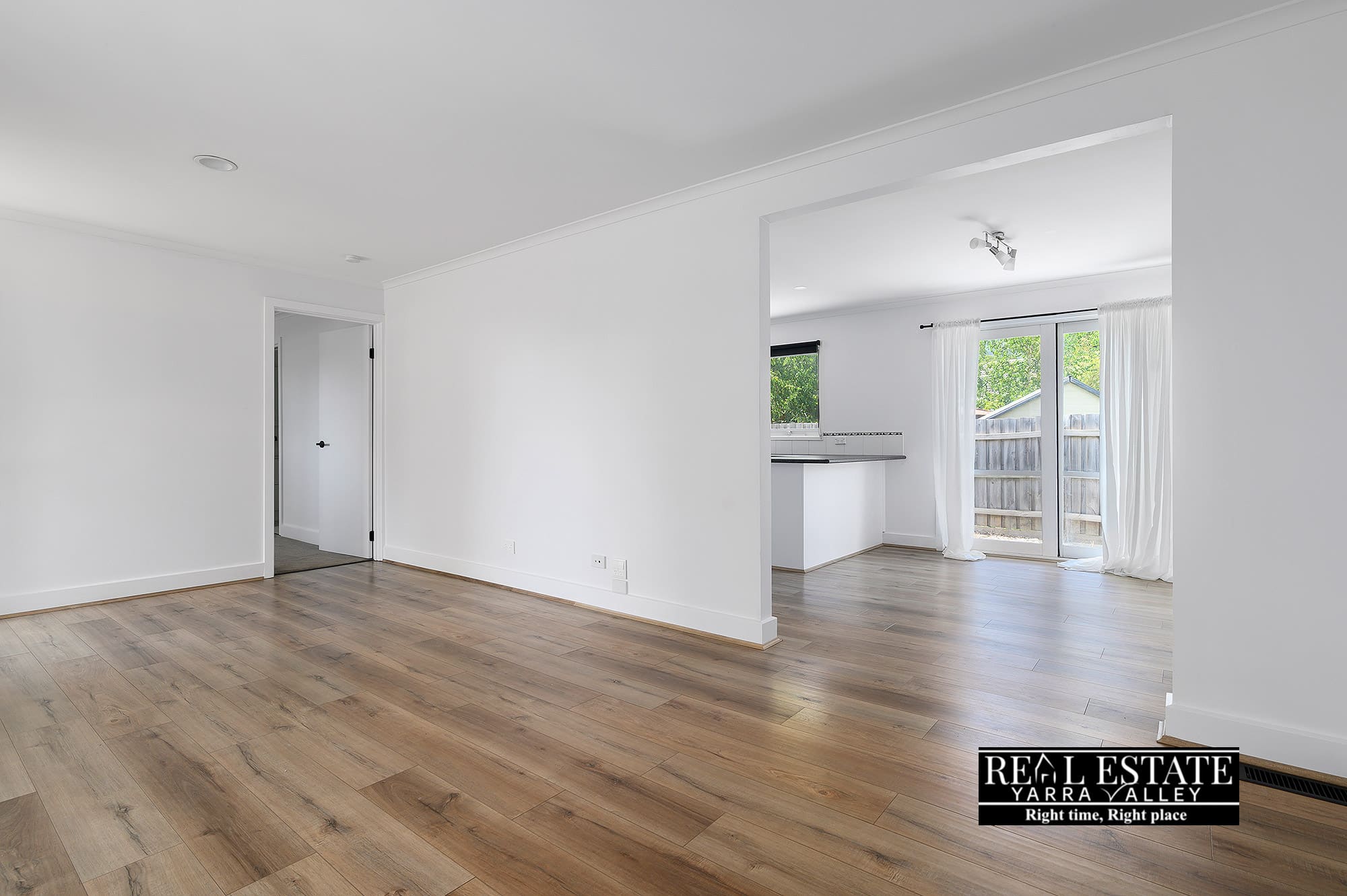 19 Meadow Crescent, BADGER CREEK, VIC 3777 AUS