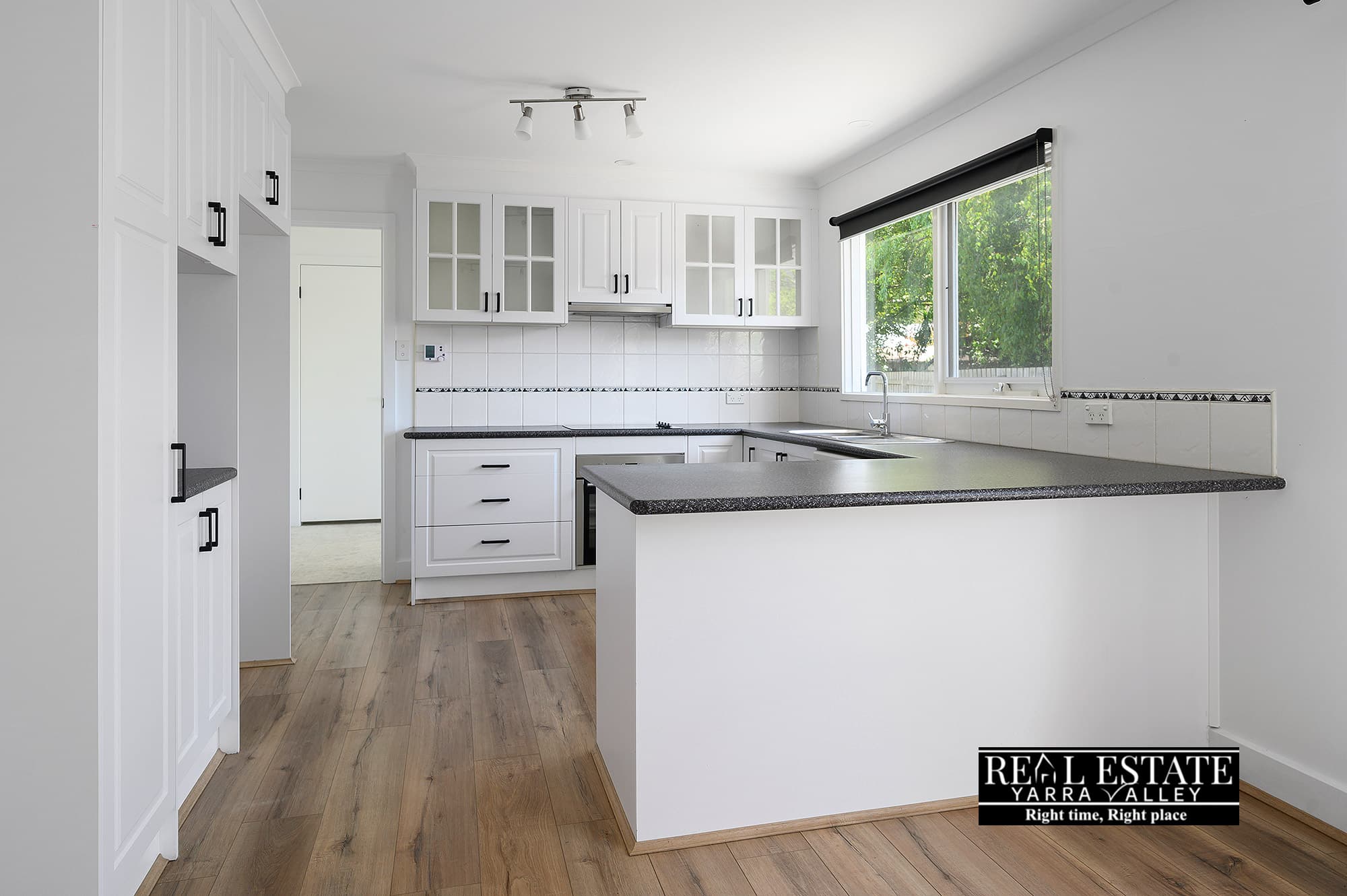 19 Meadow Crescent, BADGER CREEK, VIC 3777 AUS