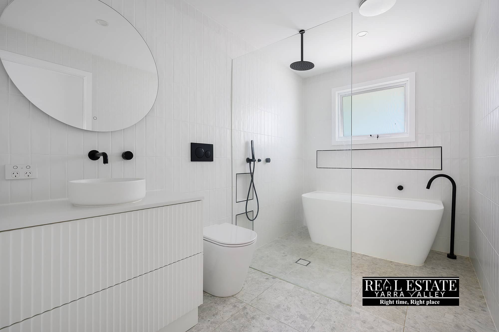 19 Meadow Crescent, BADGER CREEK, VIC 3777 AUS