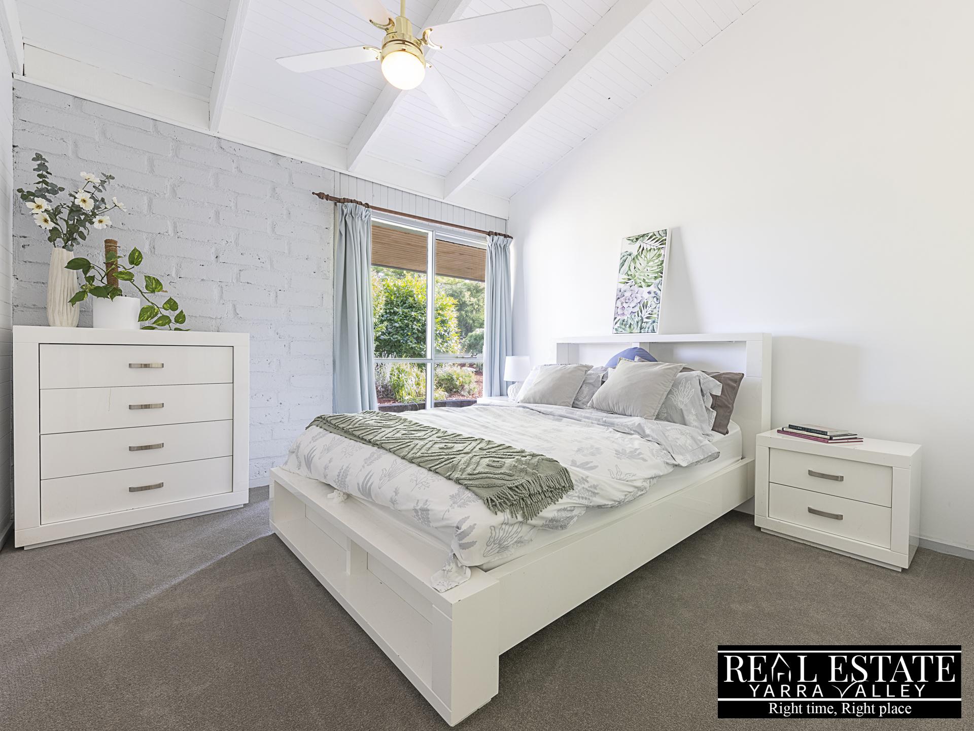 30 Hillcrest Grove, HEALESVILLE, VIC 3777 AUS