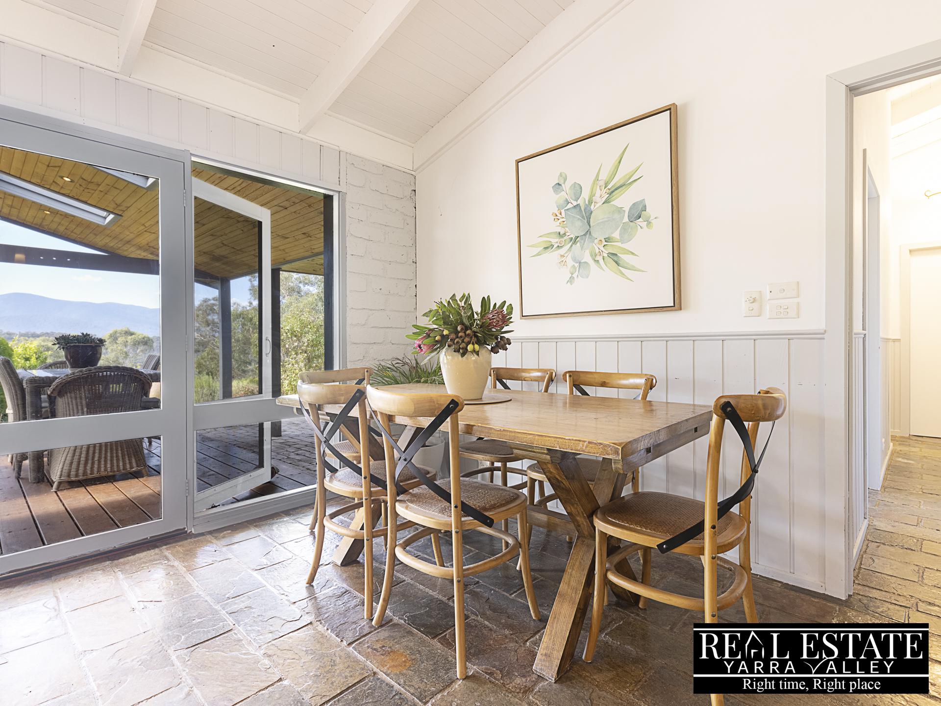 30 Hillcrest Grove, HEALESVILLE, VIC 3777 AUS