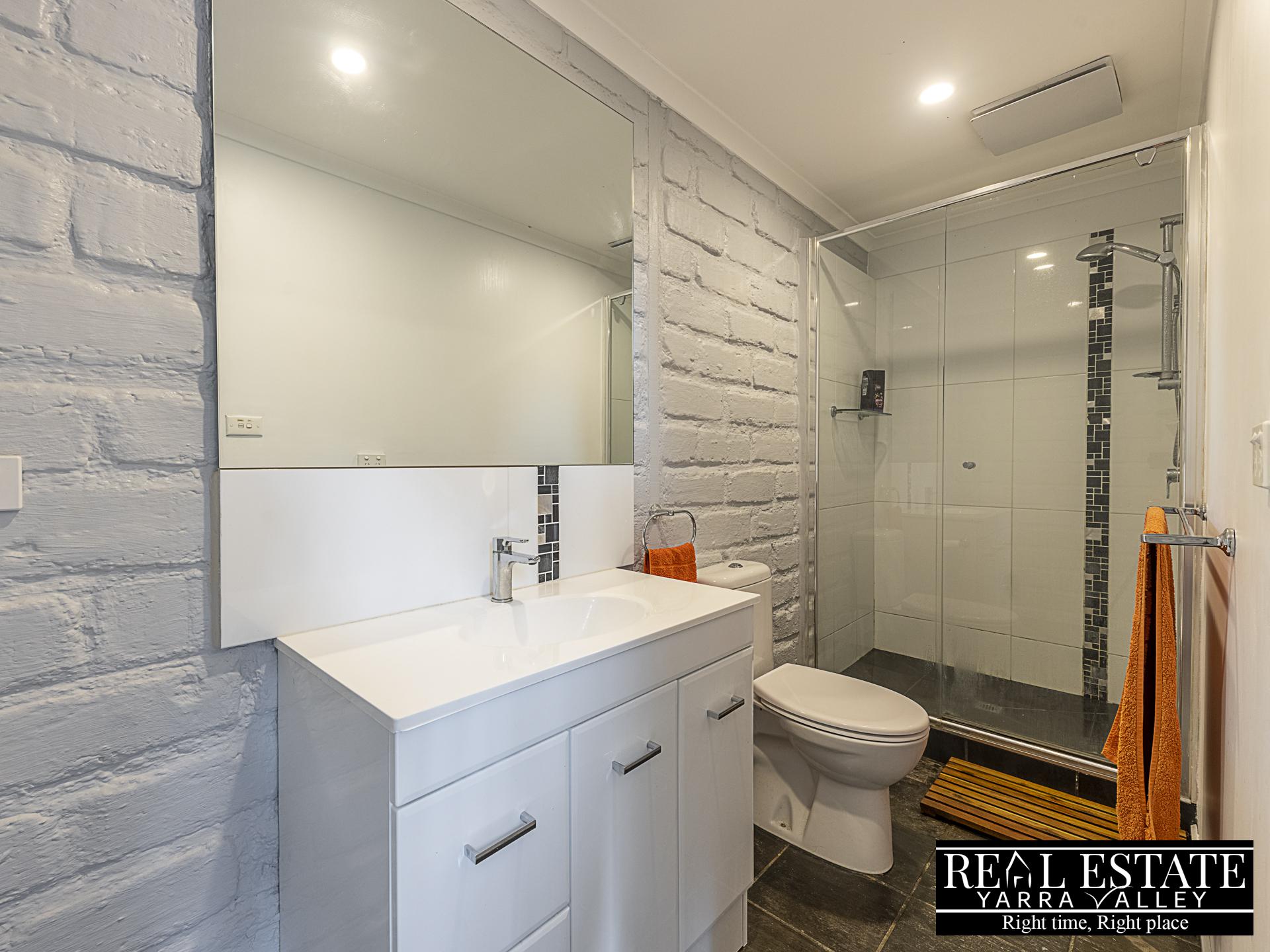 30 Hillcrest Grove, HEALESVILLE, VIC 3777 AUS