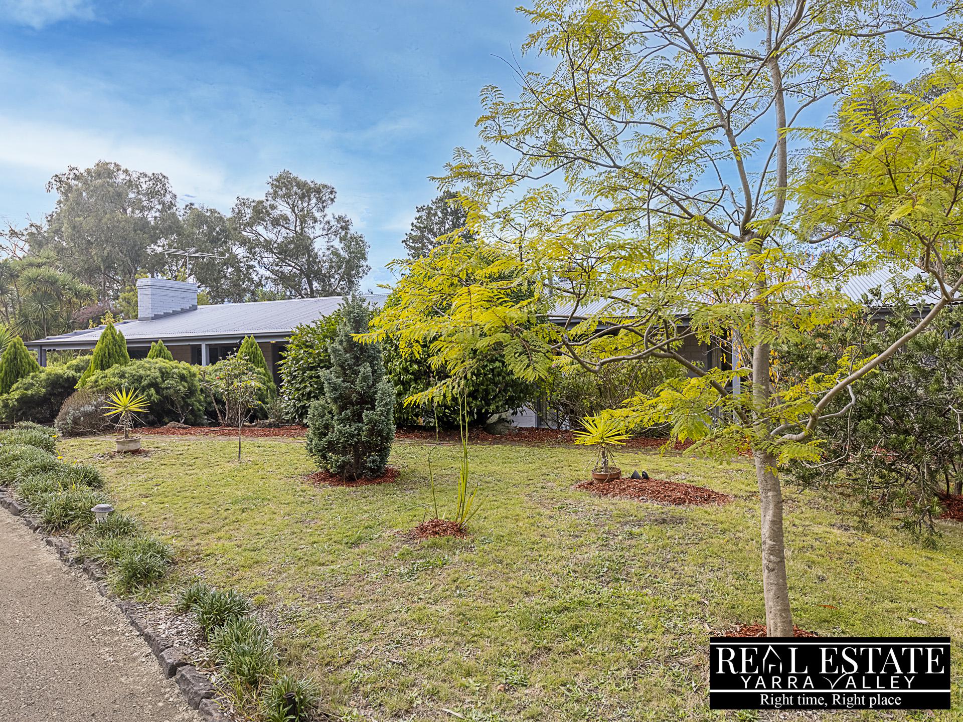 30 Hillcrest Grove, HEALESVILLE, VIC 3777 AUS