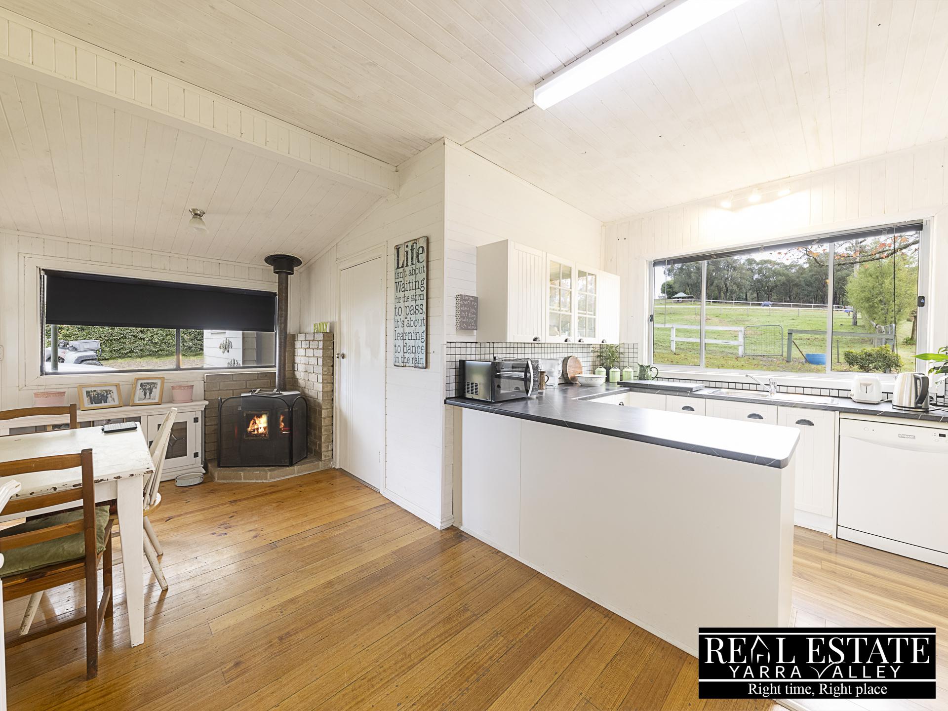 19 Heath Road, CHUM CREEK, VIC 3777 AUS