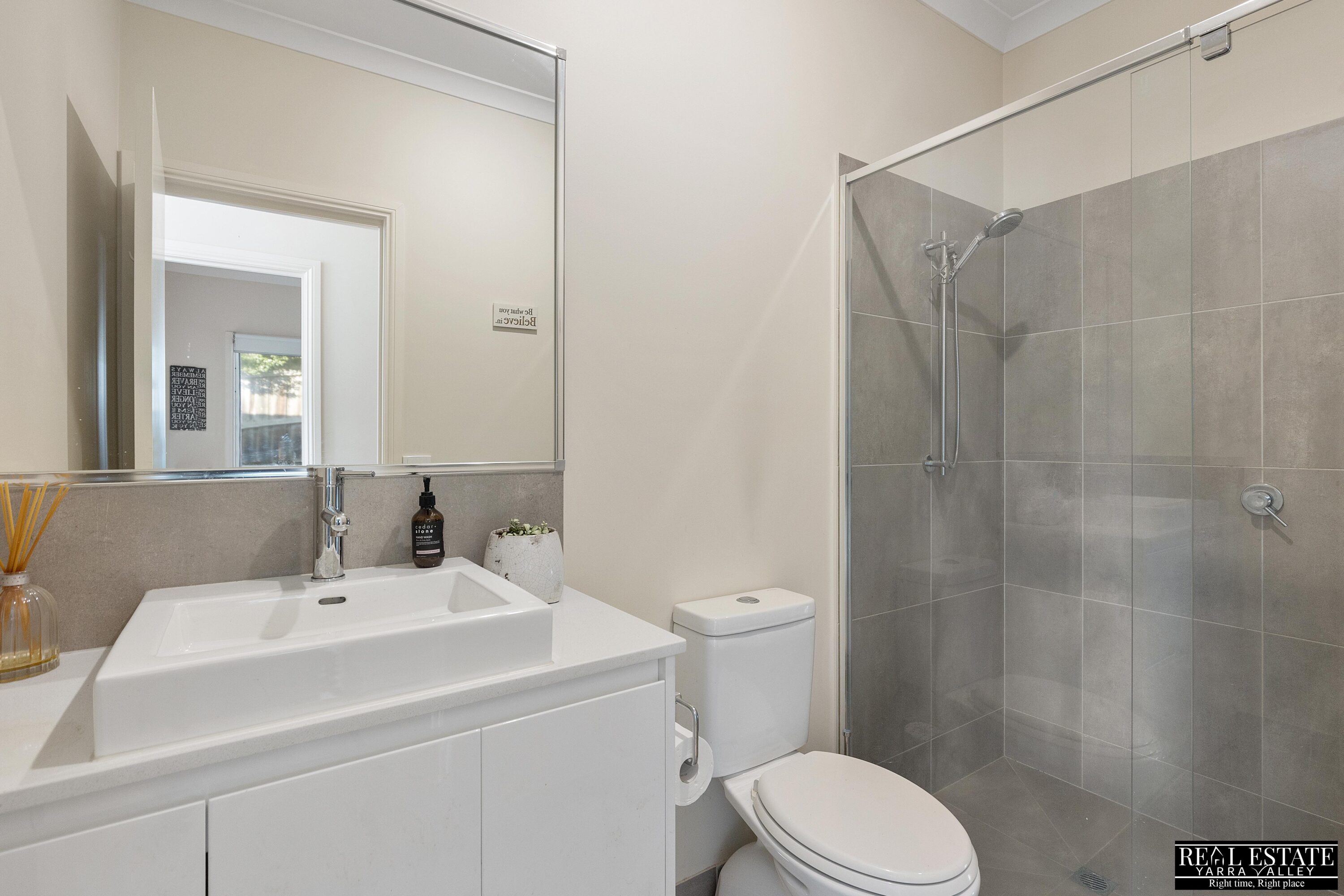 5 Bella Vista Crescent, HEALESVILLE, VIC 3777 AUS