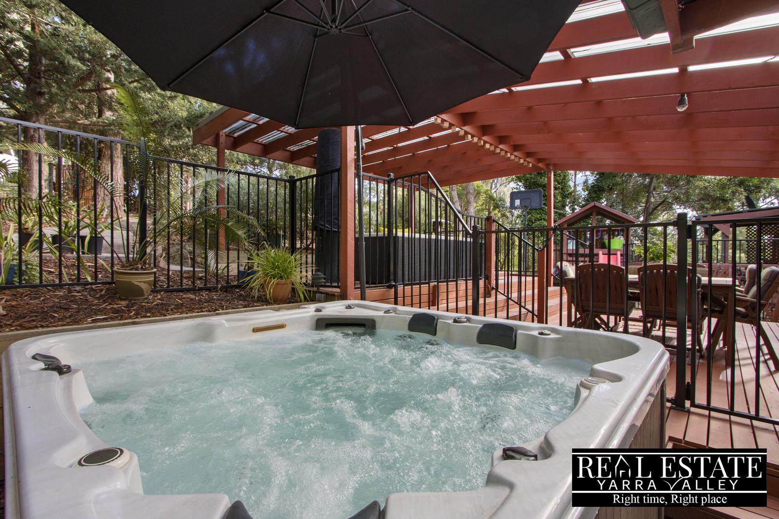 3 McKenzie Avenue, HEALESVILLE, VIC 3777 AUS