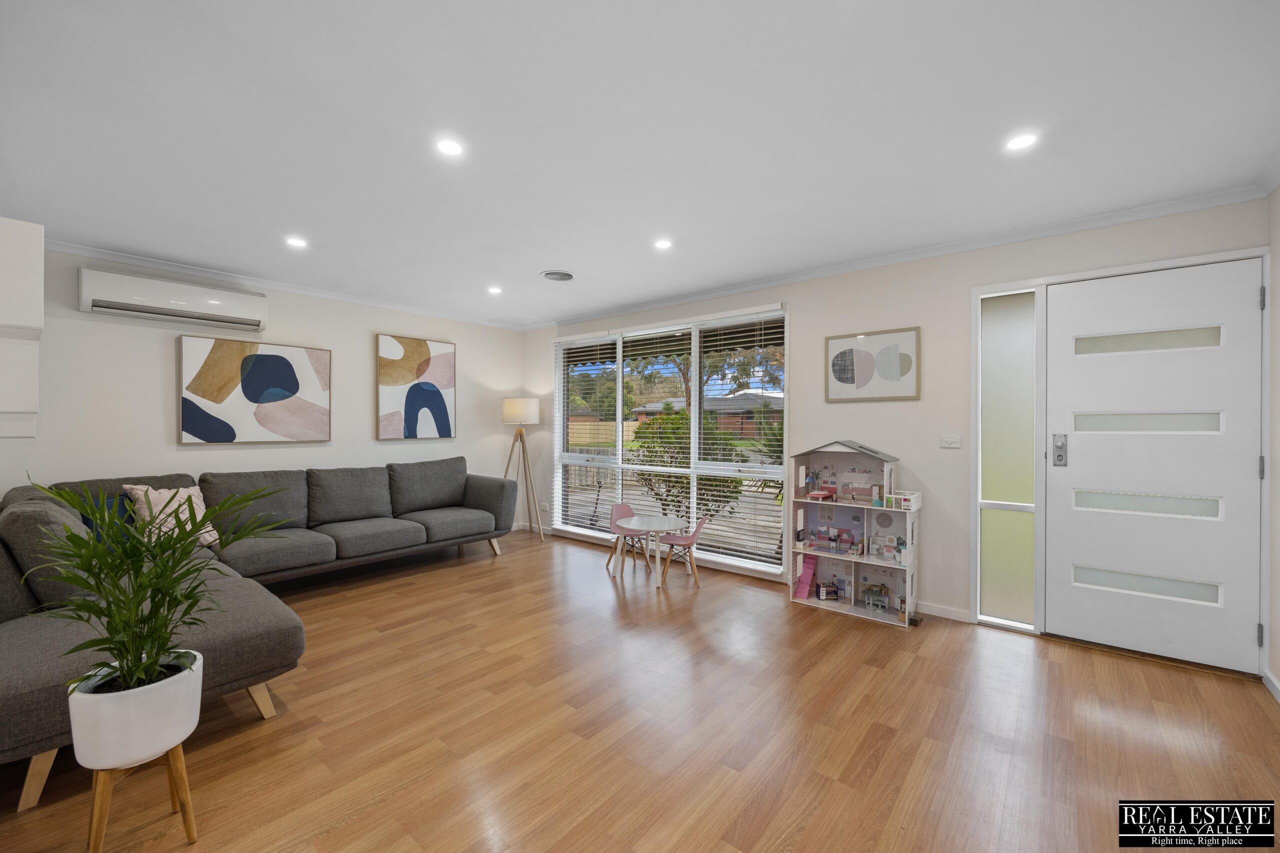 8 Collier Road, KILSYTH SOUTH, VIC 3137 AUS