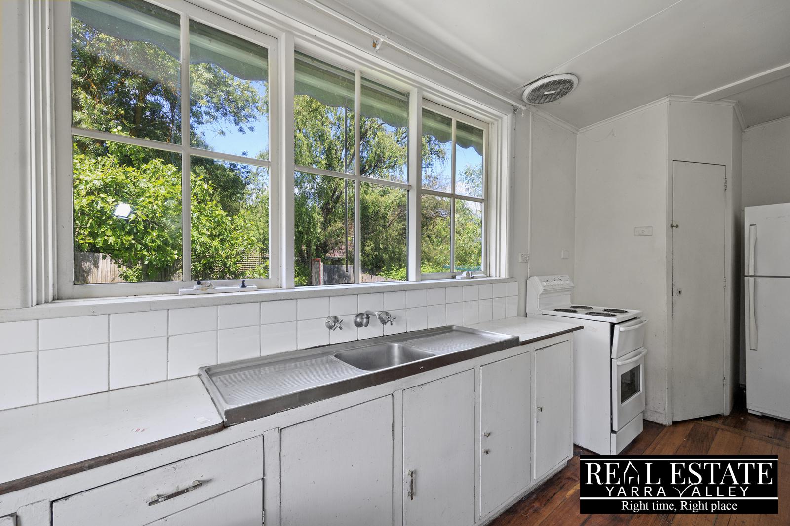 8 Maroondah Highway, HEALESVILLE, VIC 3777 AUS