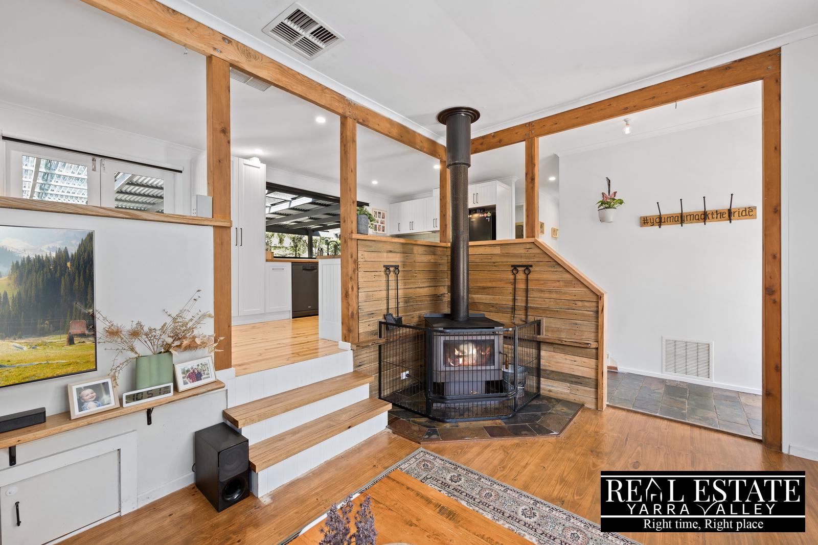 81 Chalet Road, BADGER CREEK, VIC 3777 AUS