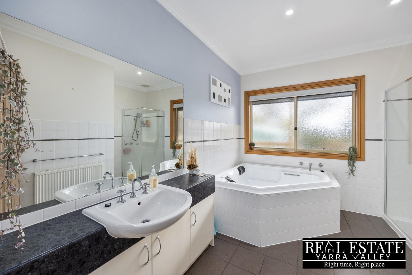 9 Gibbs Road, HEALESVILLE, VIC 3777 AUS