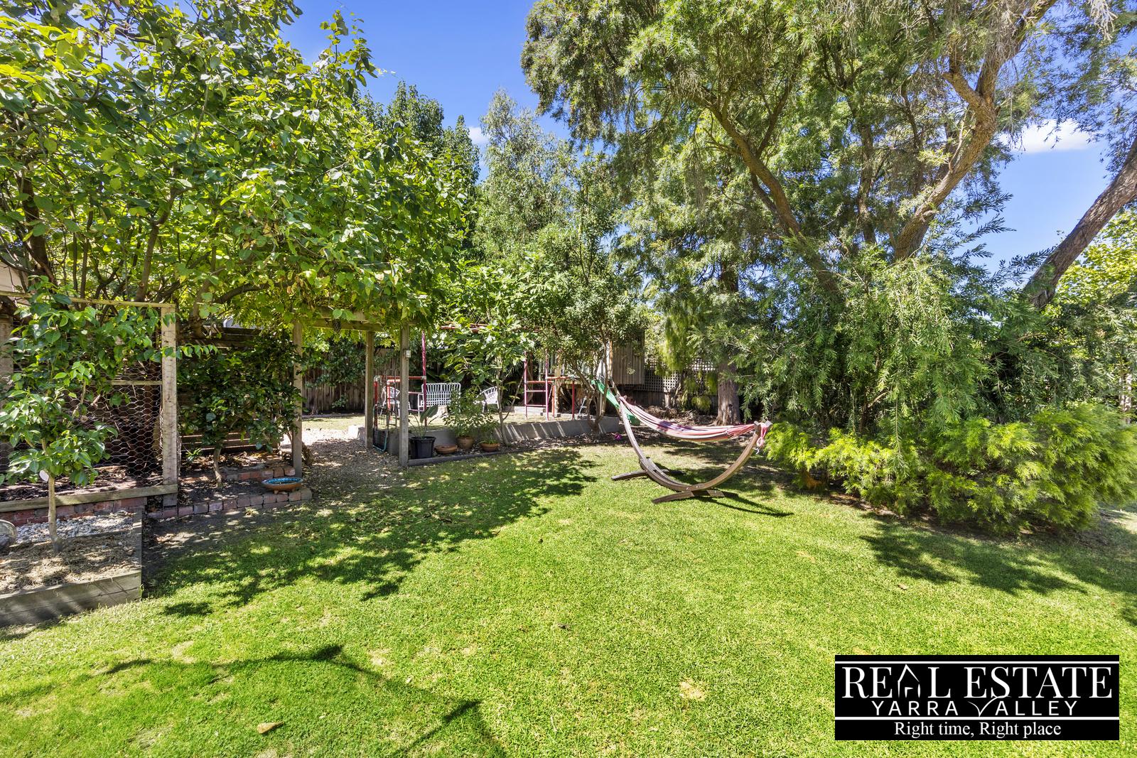 2 St Leonards Road, HEALESVILLE, VIC 3777 AUS
