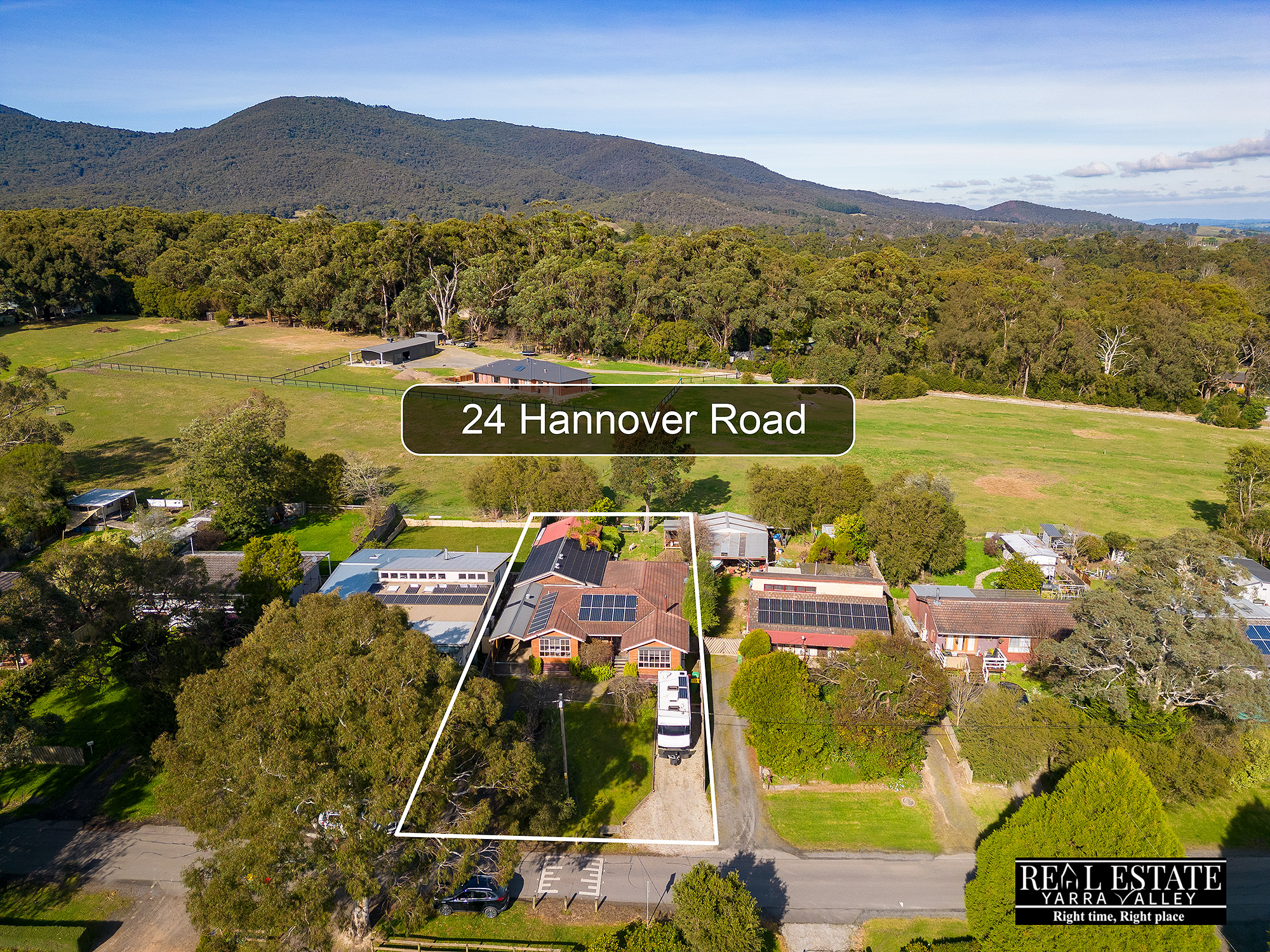 24 Hannover Road, BADGER CREEK, VIC 3777 AUS